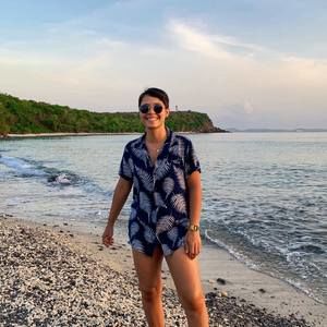 Meet your Posher, Natalie